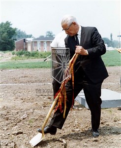 Image description is not available for 1970.133